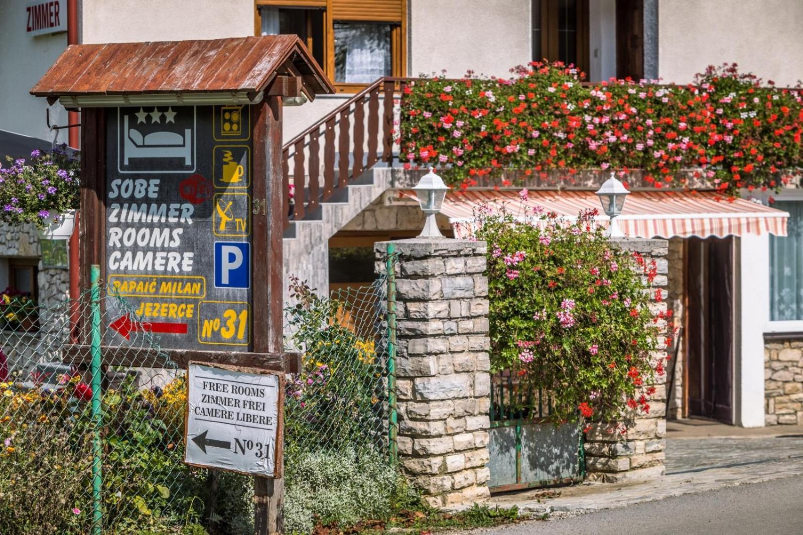 Отель Plitvice House Milan Езерца Экстерьер фото