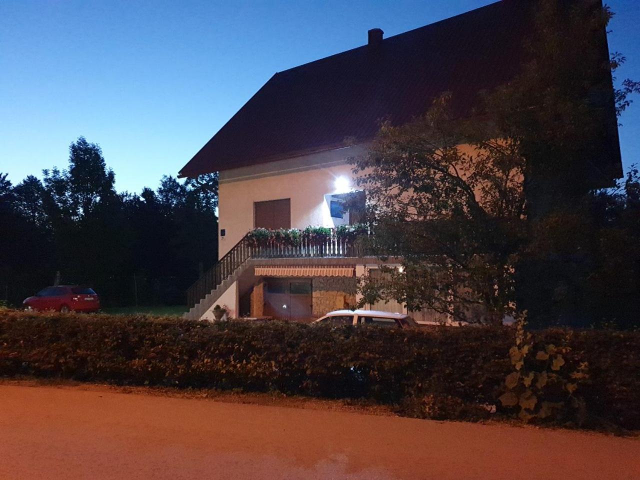 Отель Plitvice House Milan Езерца Экстерьер фото